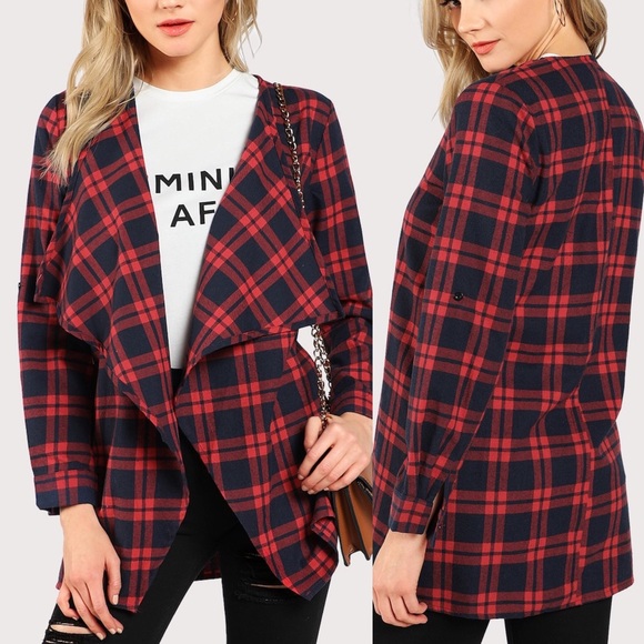 Jackets & Blazers - 🏆HP🆕checkered Coat w/ waterfall collar